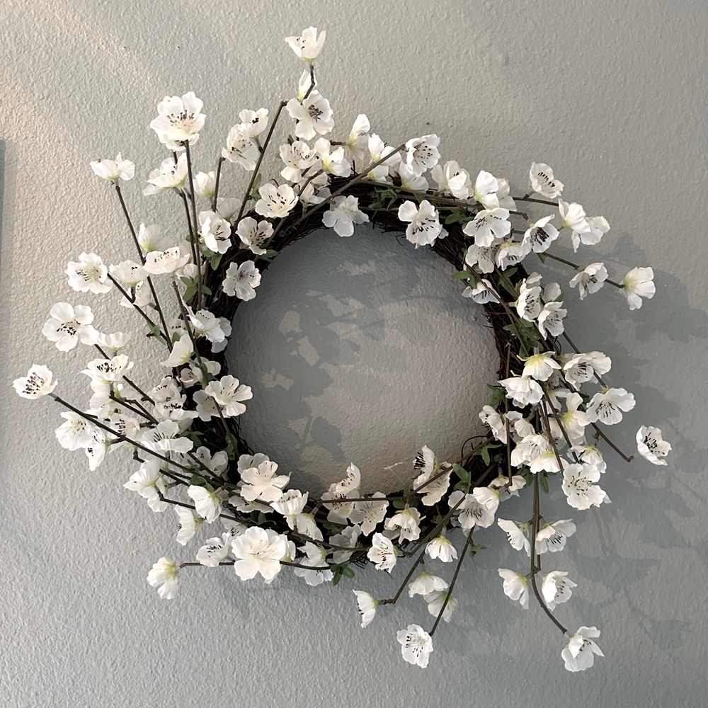 White flower wreath